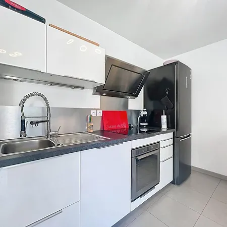 T2 Moderne Avec Grande Terrasse, Parking Et Proche - Ideal 2 A 4 Pers - Fr-1-770-19 Διαμέρισμα *